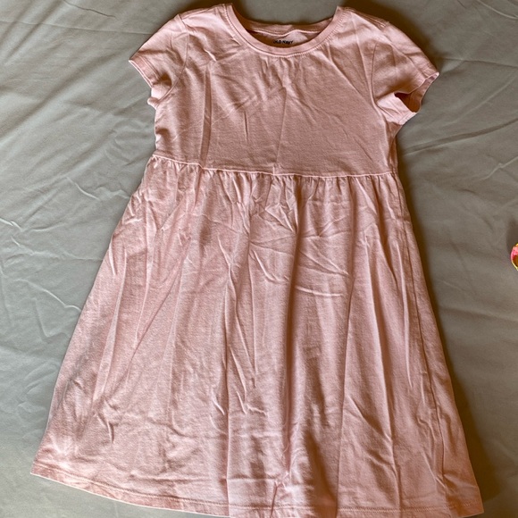 Summer dress size 5T and 4-6y bundle. Pink dress is 5T Old Navy lemon is H&M 4-6 - Picture 2 of 9